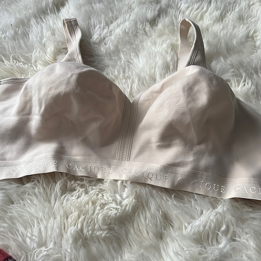 Cacique Nude Seamless Wireless Comfort Bra